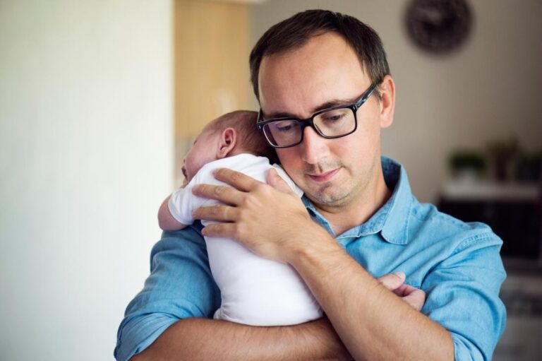 Bayi sihat jika menyerupai bapa pada ulang tahun pertama